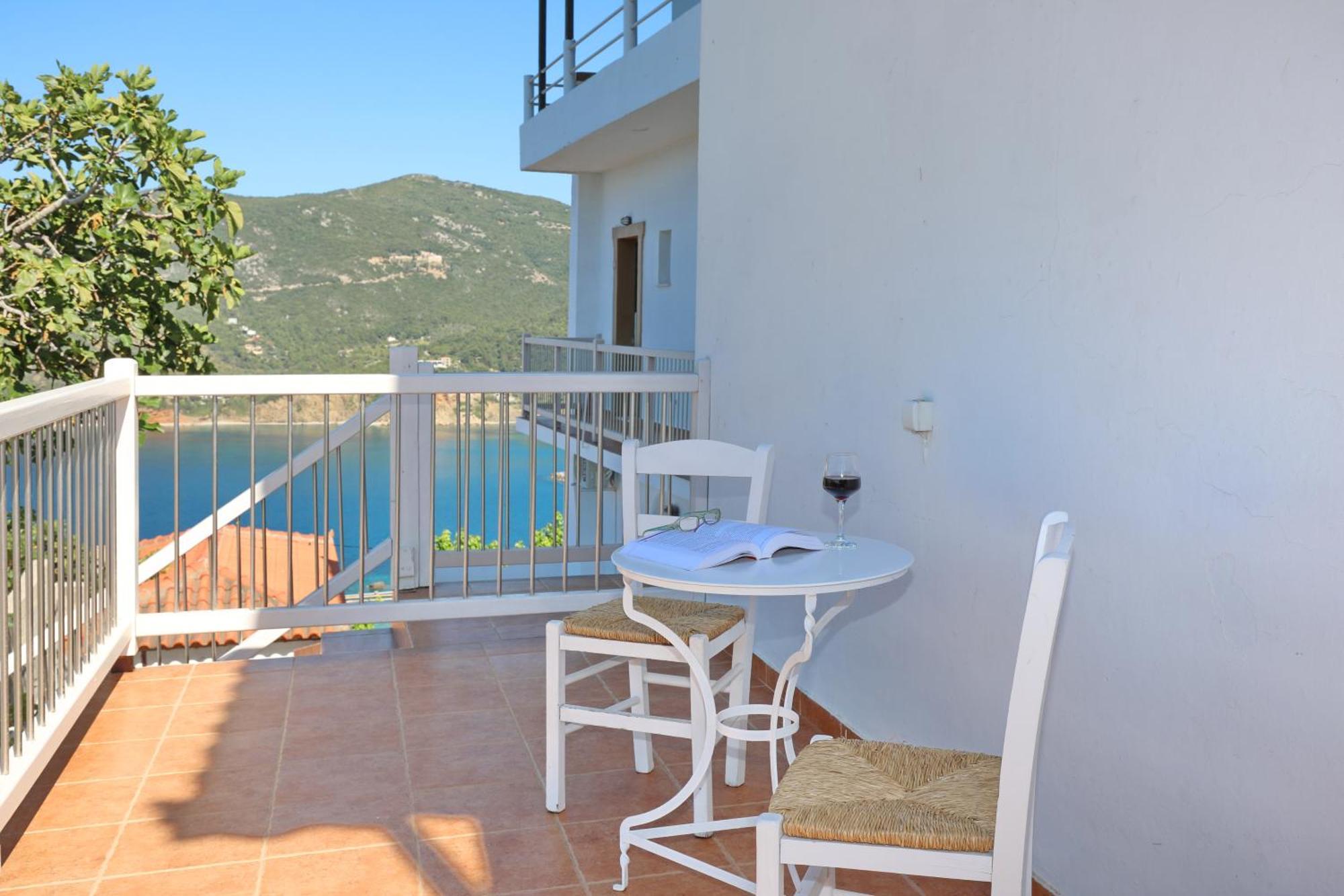 Tsoukalaria Studios Skopelos Exterior foto
